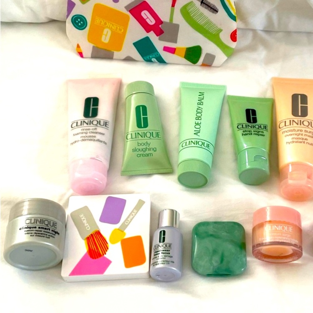 🙌 NEW 🙌 bundle of Clinique products!